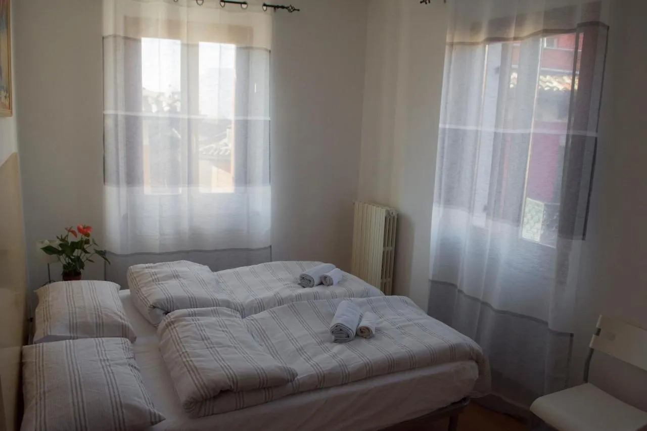 La Terrazza Del Borgo Con Parcheggio Apartamento Malcesine Itália
